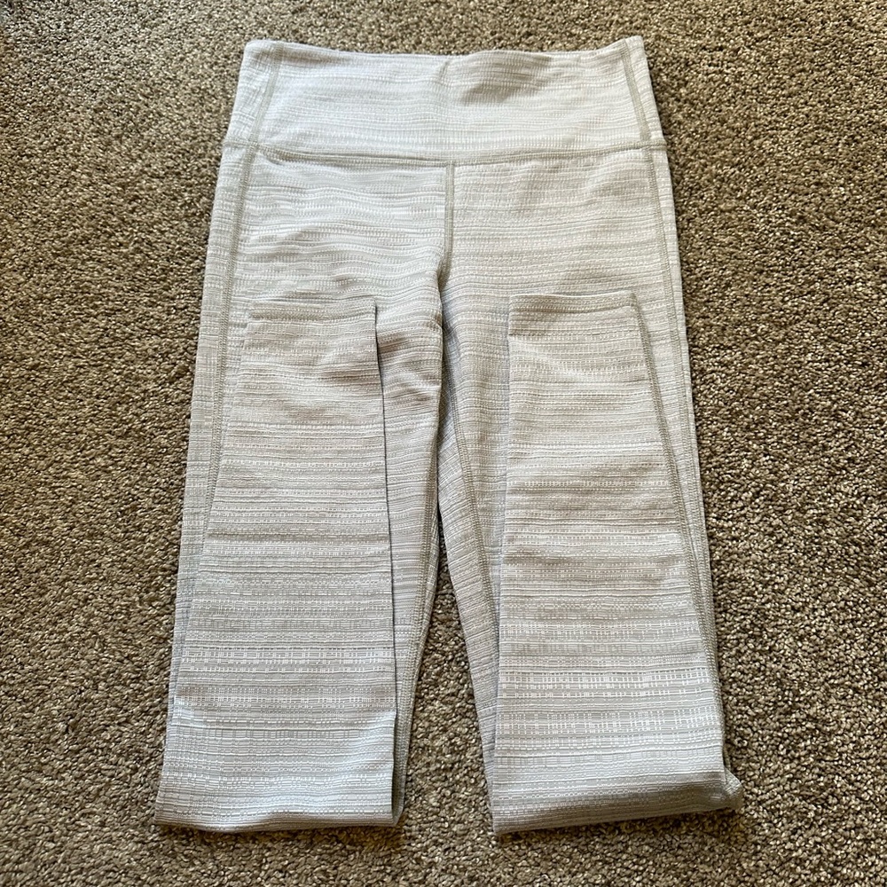 Athleta Light Gray Textured Leggings